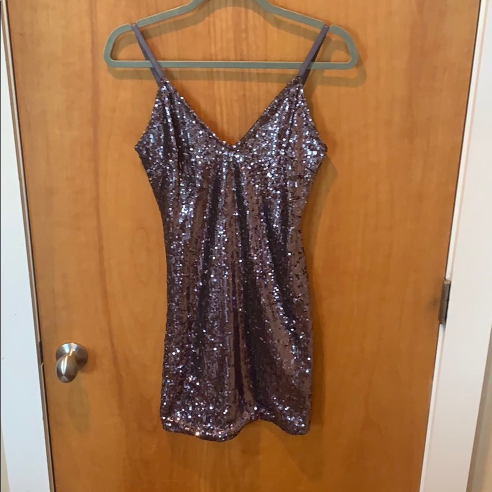 EUC Red Dress Boutique Sequin Mini Dress